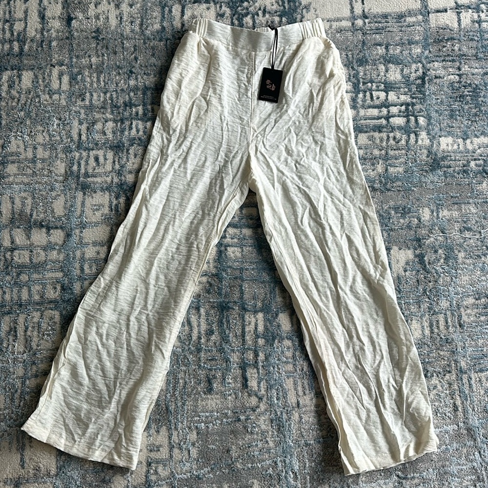 Size small linen cream pants